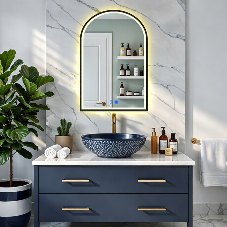 Unregelmäßiger Spiegel mit LED-Beleuchtung in einem schwarzen Aluminiumrahmen #8