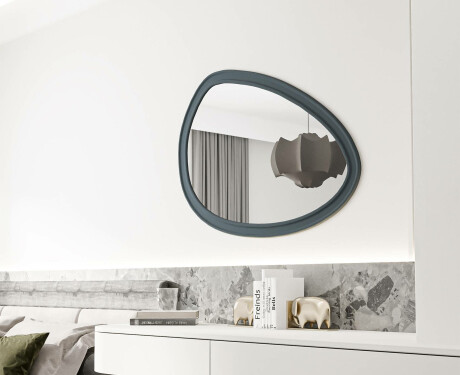 Asymmetrischer Spiegel mit dekorativem MDF-Rahmen L304