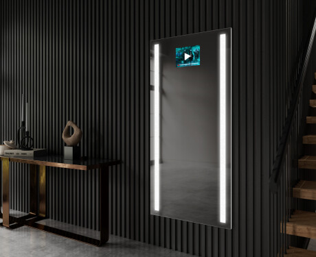Großer Wandspiegel mit LED Beleuchtung L02
