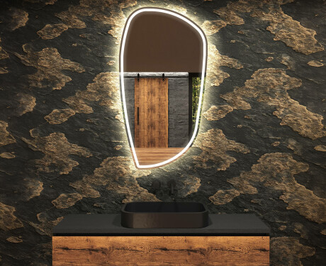 Unregelmäßiger asymmetrischer Spiegel mit LED Beleuchtung I223